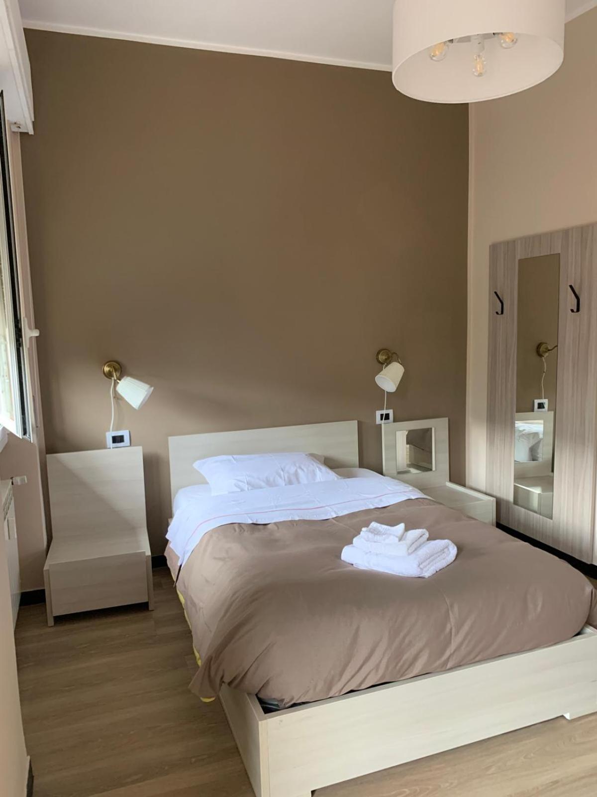 Albergo Locanda Diana Genova Kültér fotó