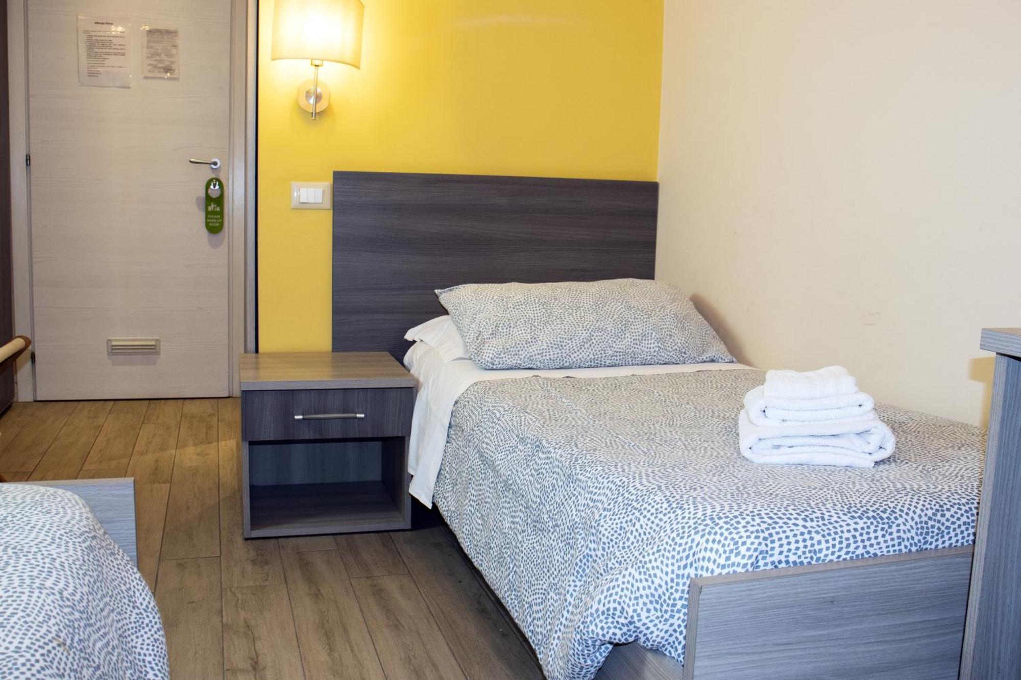 Albergo Locanda Diana Genova Kültér fotó